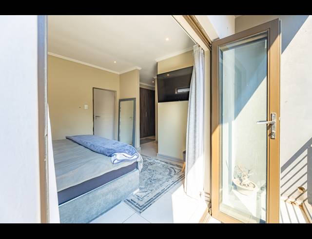 3 BEDROOM HOUSE FOR SALE IN BRYANSTON